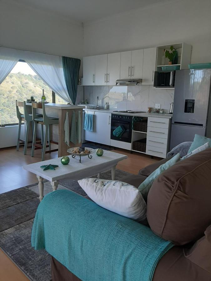 Umtamvuna View Cabanas Порт-Эдвард Экстерьер фото